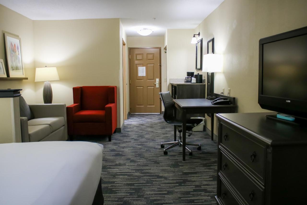 Country Inn & Suites By Radisson, Richmond West At I-64, Va Buitenkant foto