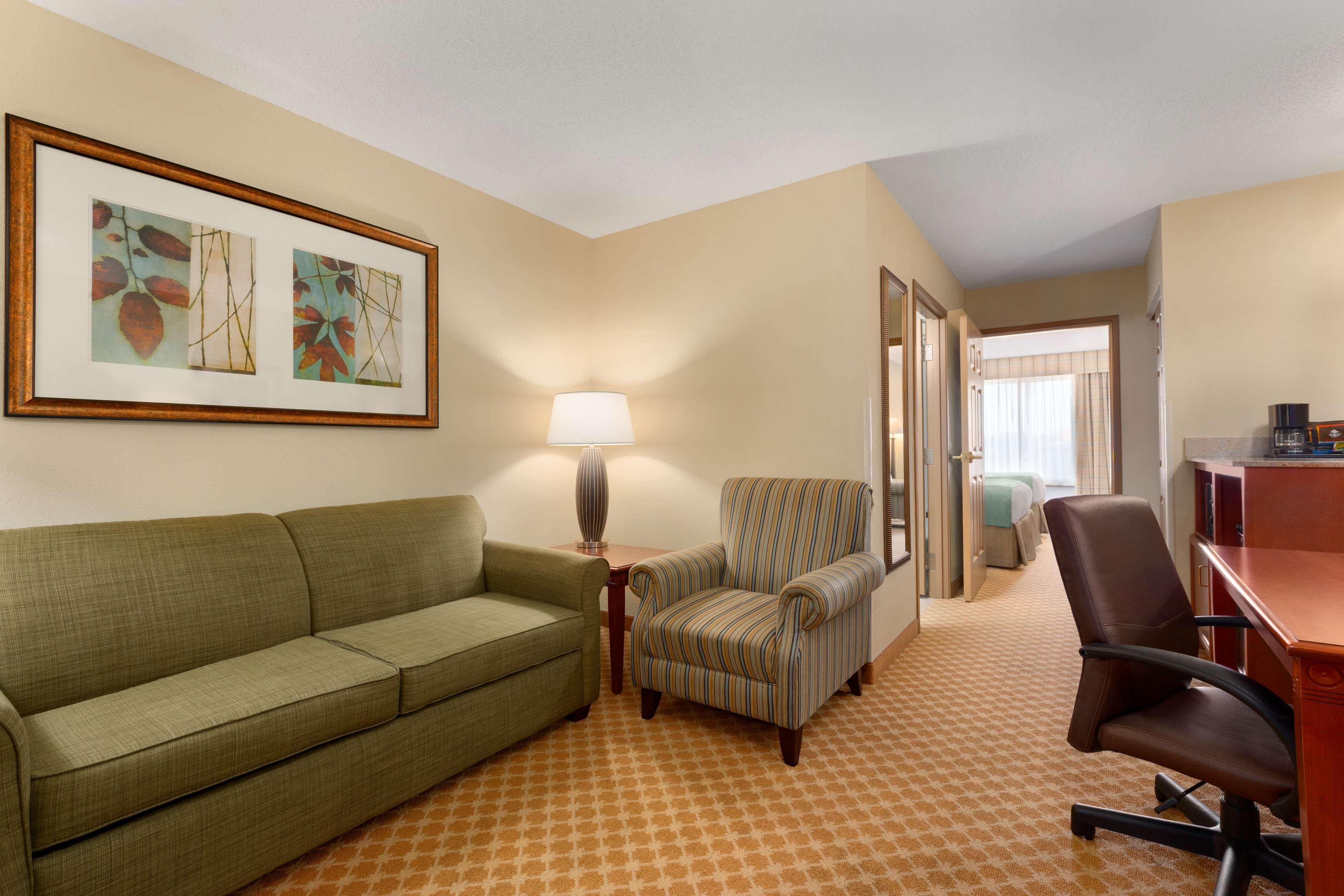 Country Inn & Suites By Radisson, Richmond West At I-64, Va Buitenkant foto