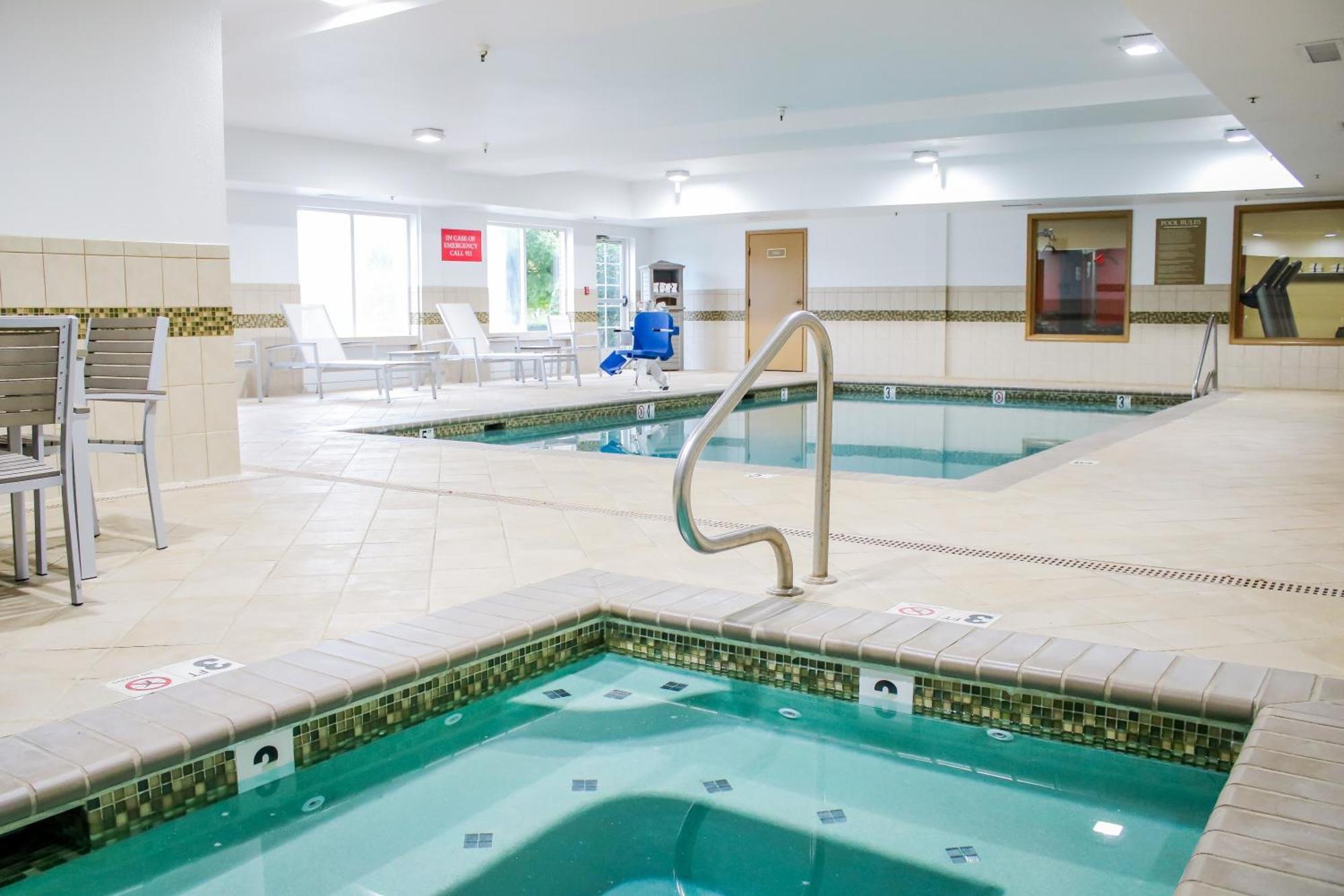 Country Inn & Suites By Radisson, Richmond West At I-64, Va Buitenkant foto