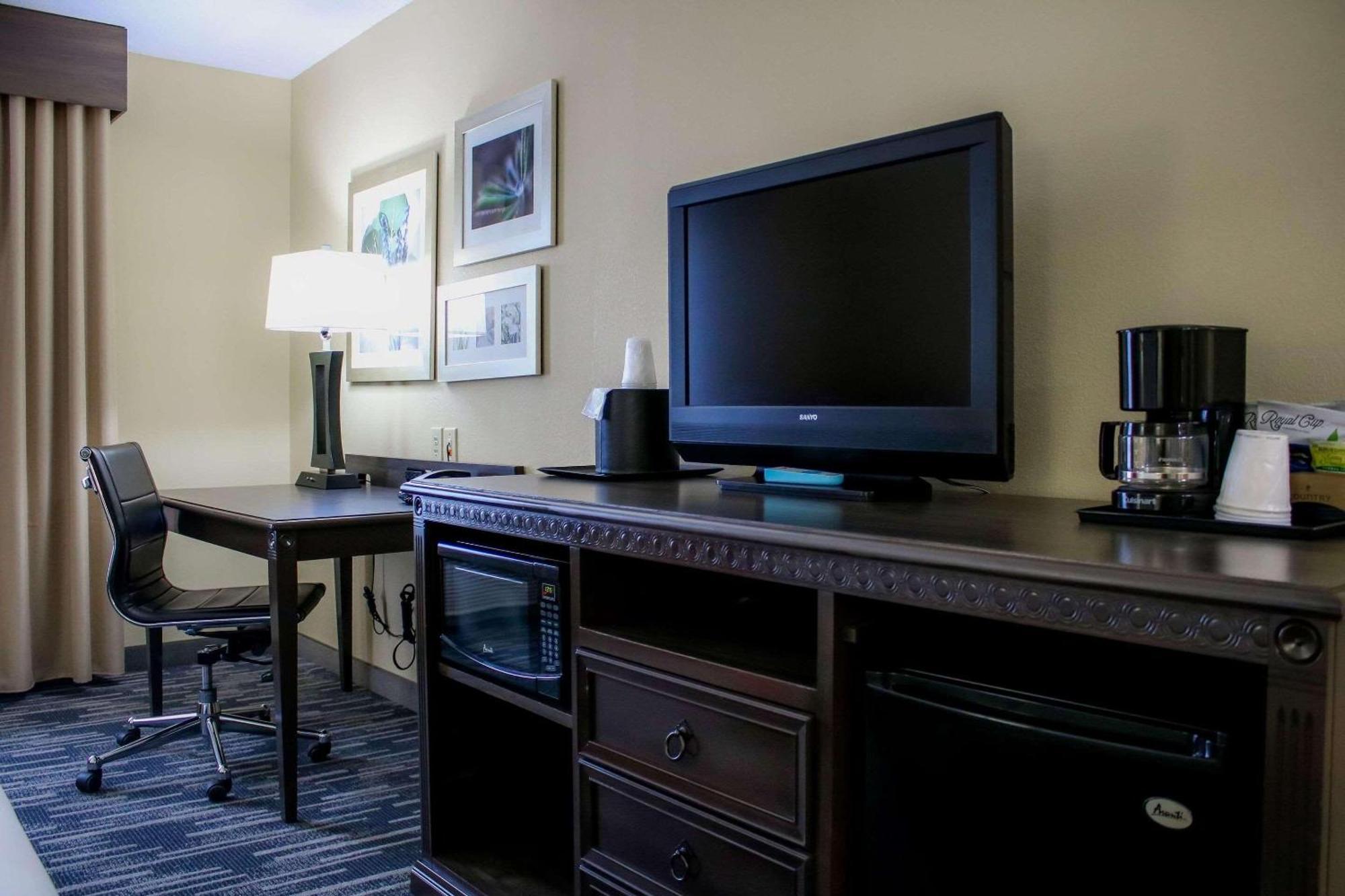 Country Inn & Suites By Radisson, Richmond West At I-64, Va Buitenkant foto